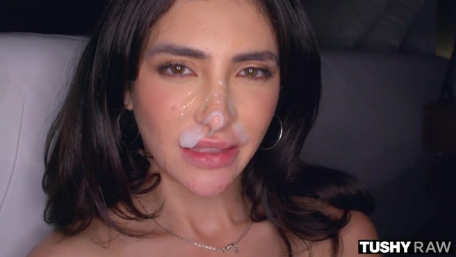 Анальная принцесса и её самое излюбленное хобби #10